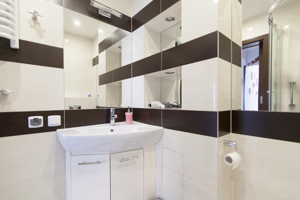 Apartamenty Bialystok - Marii Sklodowskiej-Curie 6 מראה חיצוני תמונה